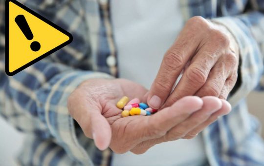 Attenzione alle medicine per gli anziani - Fonte AdobeStock
