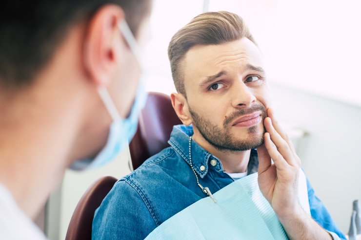 Visita dal dentista - Fonte AdobeStock