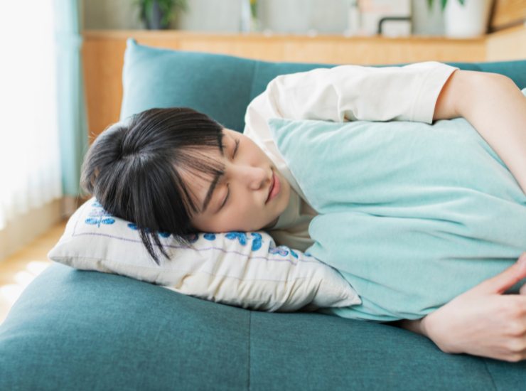 Ore di sonno consigliare per riposare bene - Fonte AdobeStock