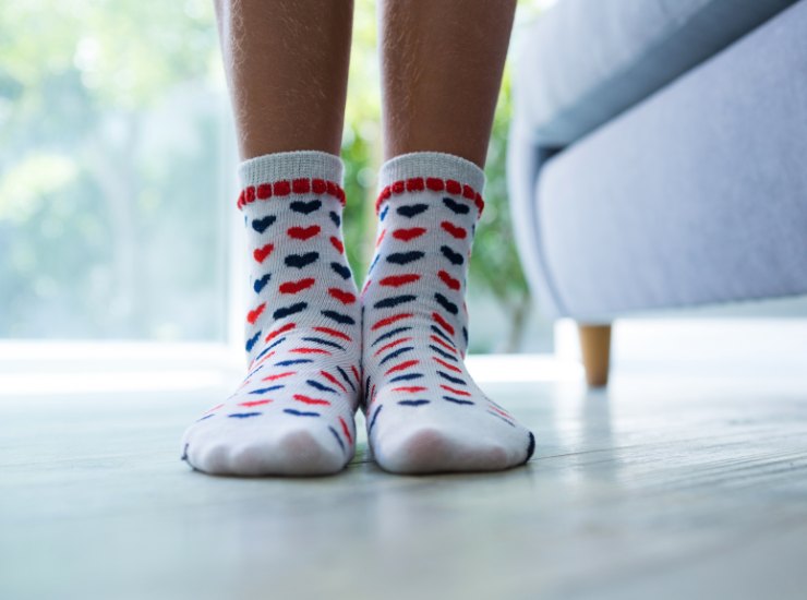 Attenzione ai calzini per la circolazione sanguigna - Fonte AdobeStock