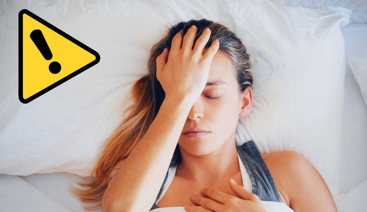 Non andare a letto con il mal di testa - Fonte AdobeStock
