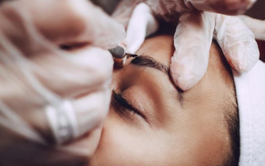 Microblading: 3 motivi per non farlo | Fonte: Canva Pro