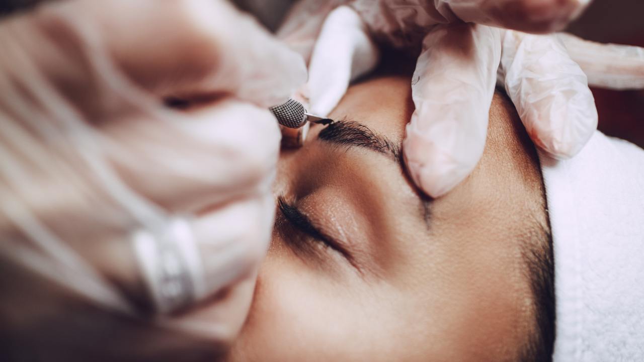 Microblading: 3 motivi per non farlo | Fonte: Canva Pro