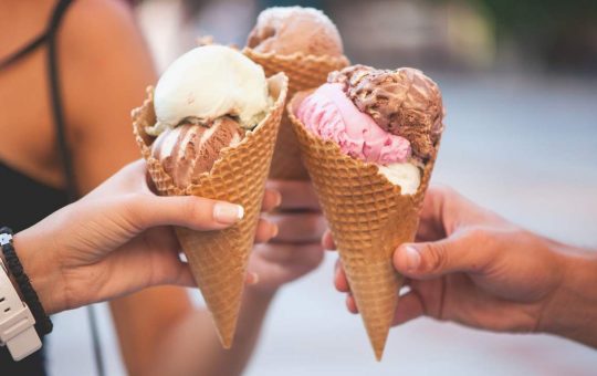 Dieta e gelato | Fonte: Canva